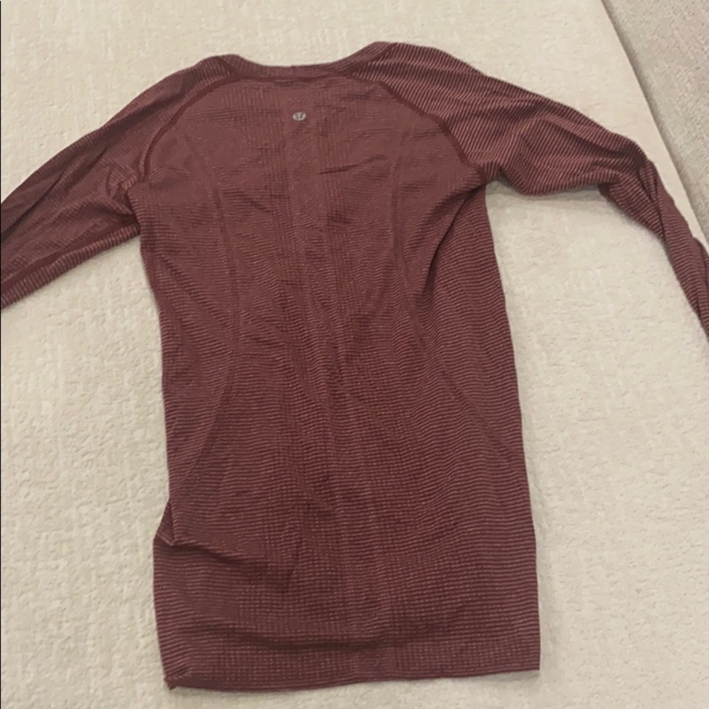 Classic lulu lemon long sleeve dry fit